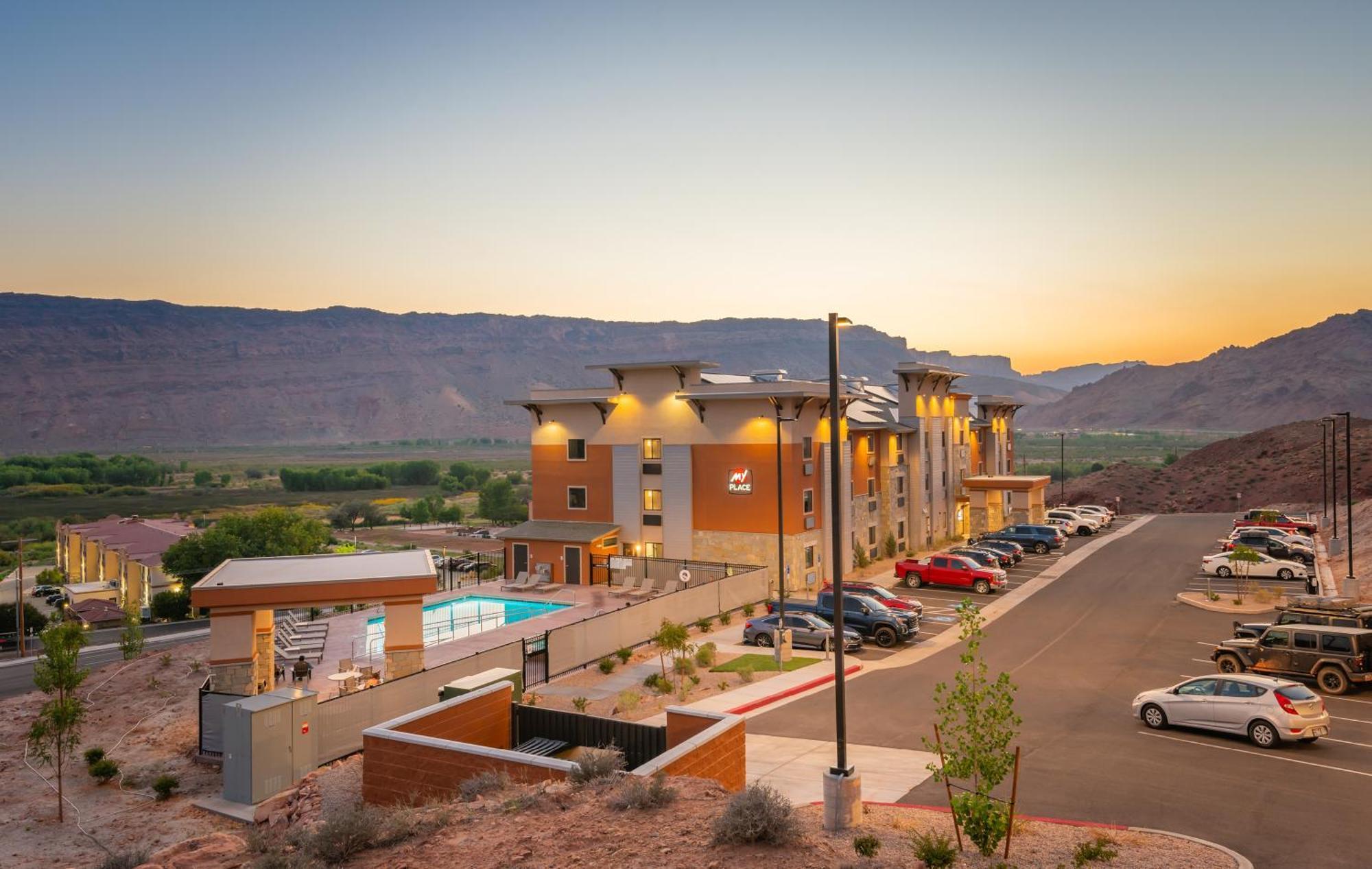 My Place Hotel-Moab, Ut Exteriör bild